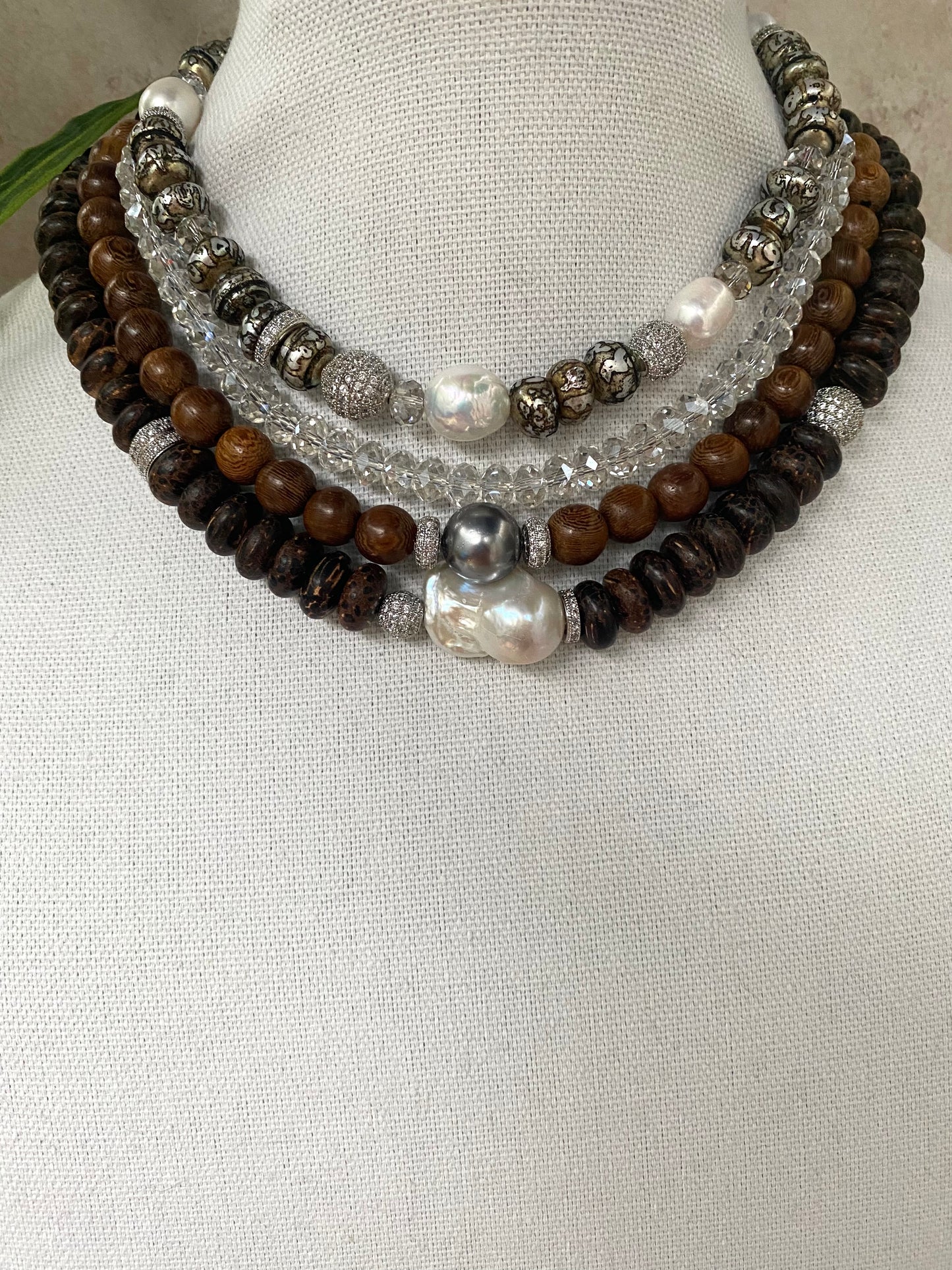 Woodland Fairy Collection Carved Pearl Choker